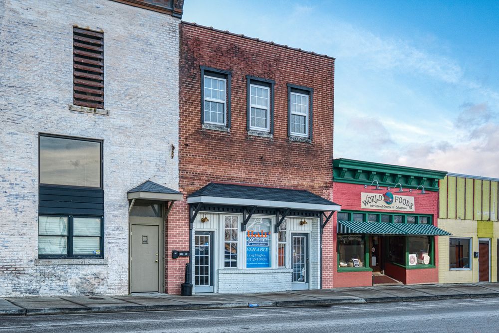 18 N Cedar Ave, Cookeville, TN 38501